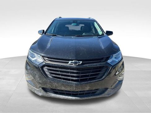 Used 2021 Chevrolet Equinox LT image 2