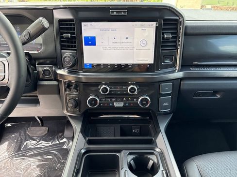 New 2026 Ford F250 Lariat w/ Lariat Premium Package AWD/4WD image 28