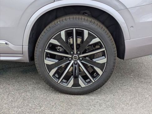 New 2026 Volvo XC90 T8 Plus w/ Protection Package AWD/4WD image 6