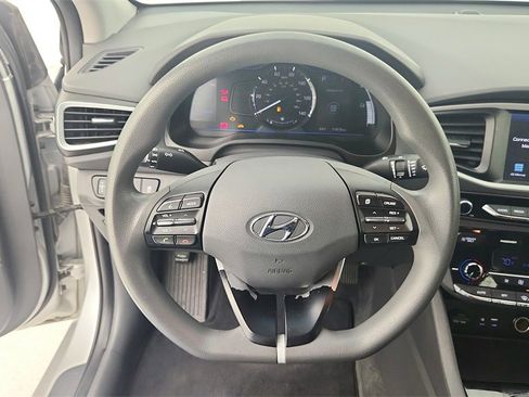 Used 2018 Hyundai Ioniq Blue image 18