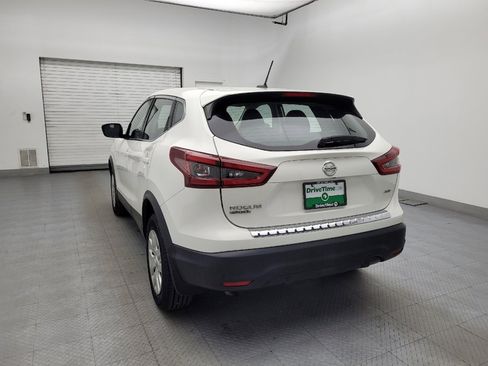 Used 2020 Nissan Rogue Sport S image 6