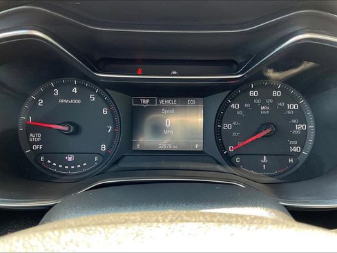 Used 2023 Chevrolet TrailBlazer LT w/ Convenience Package FWD image 17