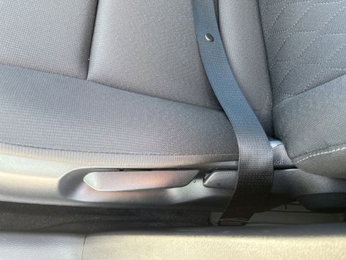 Used 2025 Toyota Corolla LE image 15