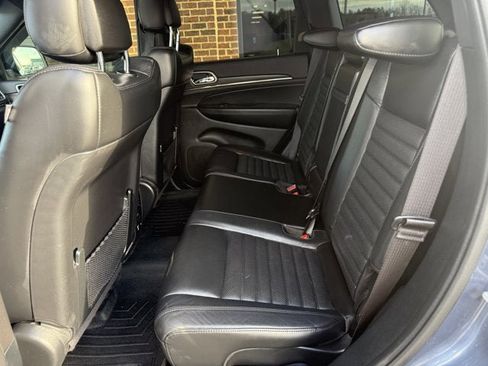 Used 2020 Jeep Grand Cherokee Limited X image 19