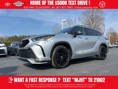 Used 2023 Toyota Highlander XSE
