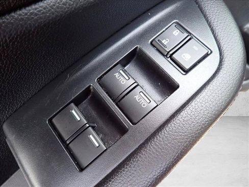 Used 2021 Honda Pilot Touring image 19