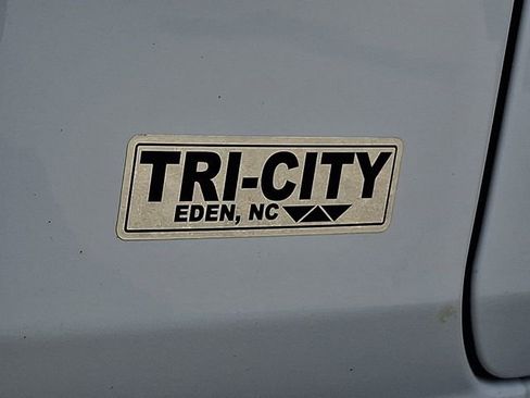 Used 2021 Jeep Wrangler Unlimited Sahara w/ Uconnect 4C Nav & Sound Group image 32