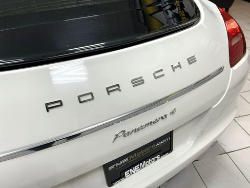 Used 2012 Porsche Panamera 4 image 68