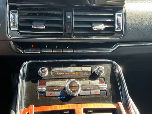 Used 2023 Lincoln Navigator Reserve image 37