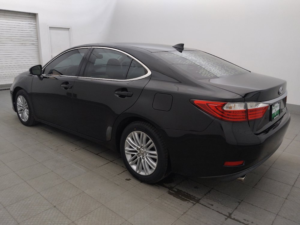 Used 2015 Lexus ES 350 w/ Luxury Package FWD image 3