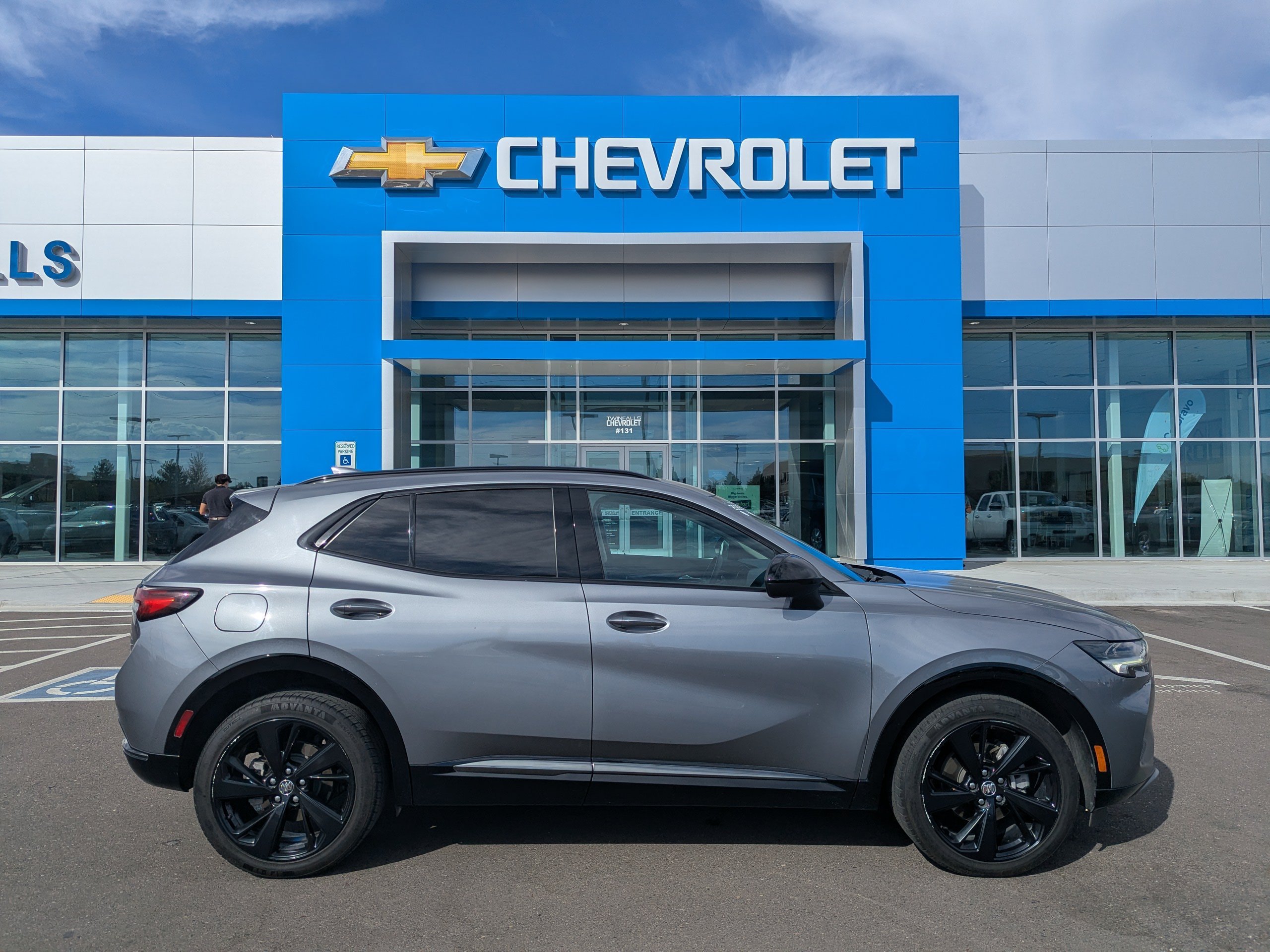 Used 2022 Buick Envision Essence w/ Sport Touring Package AWD/4WD image 36