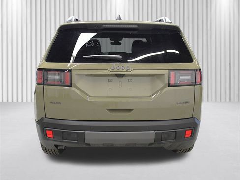 New 2026 Jeep Cherokee Laredo AWD/4WD image 4
