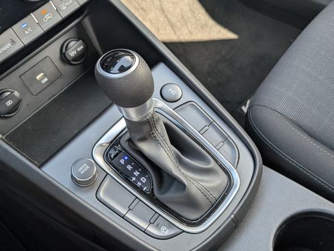 Used 2023 Hyundai Kona SEL w/ Cargo Package AWD/4WD image 19