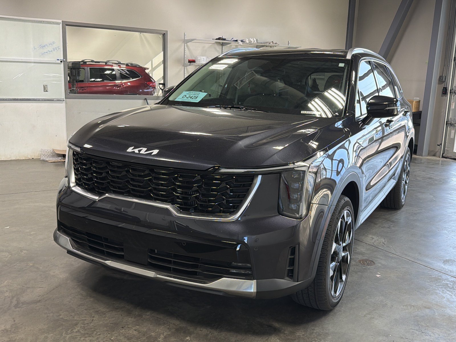 Used 2025 Kia Sorento EX AWD/4WD image 3