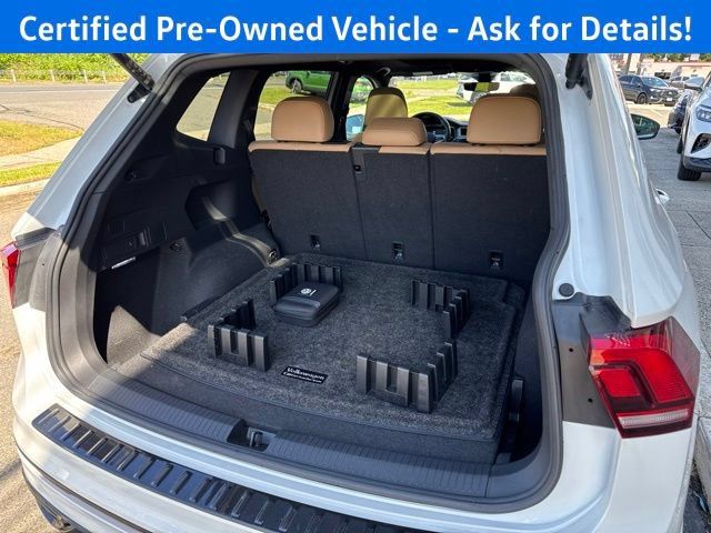 Used 2023 Volkswagen Tiguan SE R-Line AWD/4WD image 21