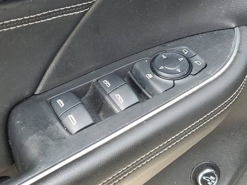 Used 2021 Buick Envision Preferred AWD/4WD image 23