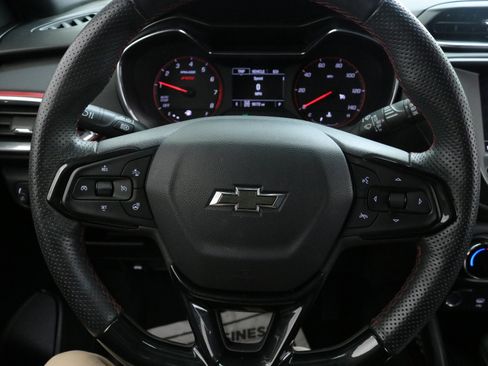 Used 2023 Chevrolet TrailBlazer RS image 13
