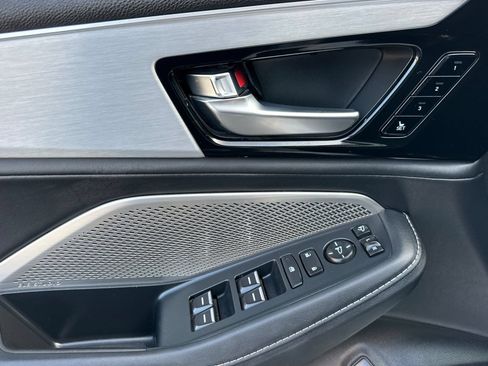 Used 2023 Acura MDX FWD w/ Technology Package image 11