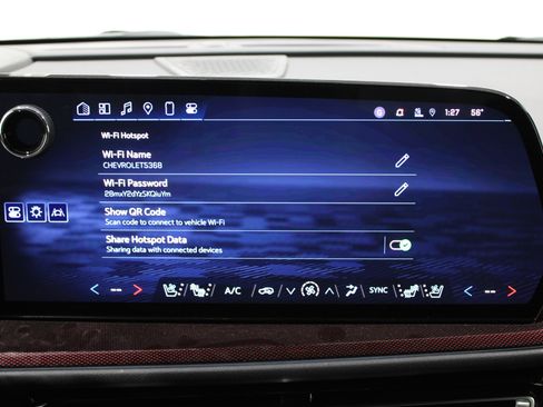 Used 2024 Chevrolet Traverse RS w/ LPO, Floor Liner Package image 14