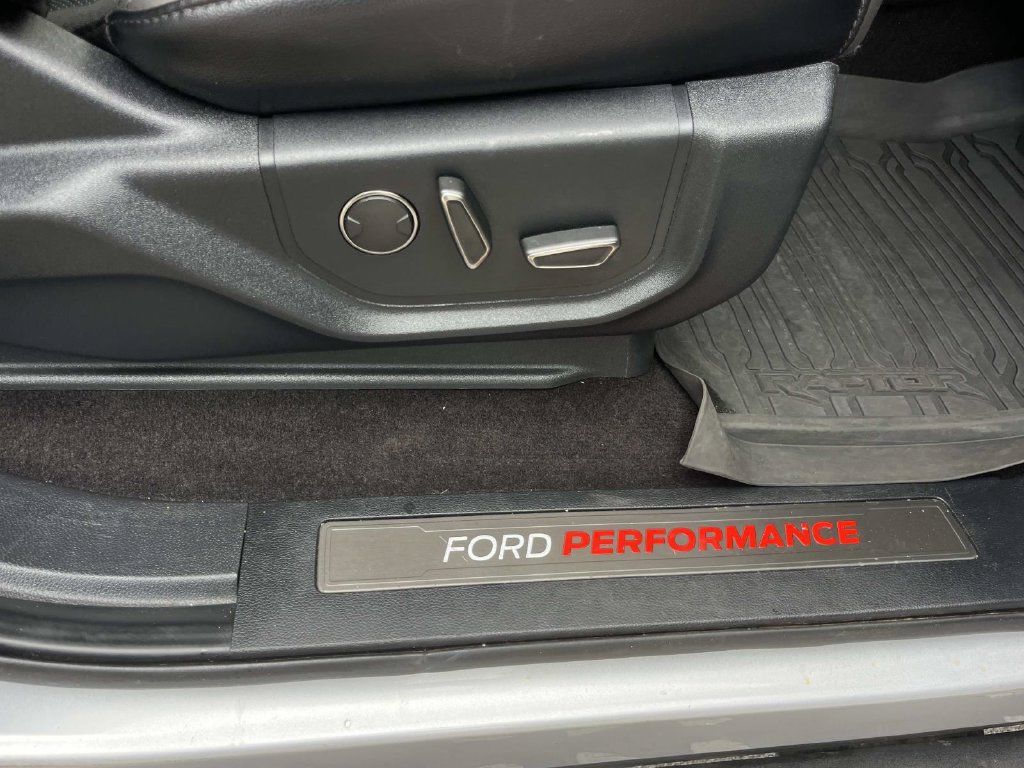 Used 2019 Ford F150 Raptor AWD/4WD image 25