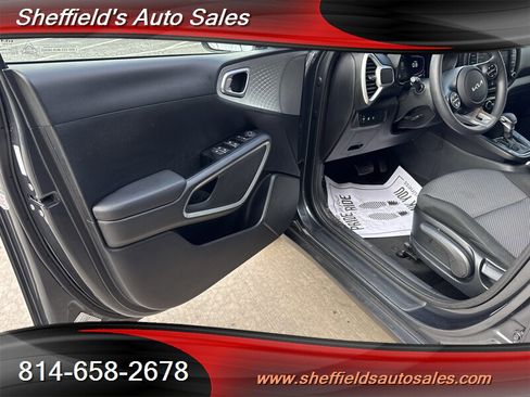 Used 2024 Kia Soul LX w/ Option Group 015 image 21