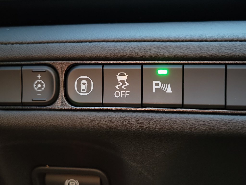 Certified 2026 Acura MDX w/ Technology Package FWD image 31