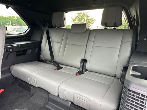 Used 2026 Toyota Sequoia Limited AWD/4WD image 15