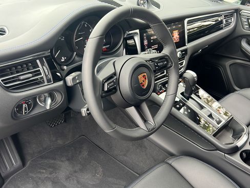 New 2026 Porsche Macan Turbo AWD/4WD image 4