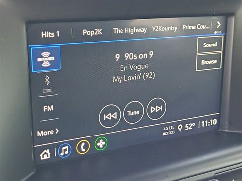 Used 2024 GMC Terrain SLE w/ Driver Convenience Package image 13