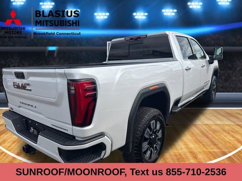 Used 2024 GMC Sierra 2500 Denali w/ Denali Reserve Package image 8