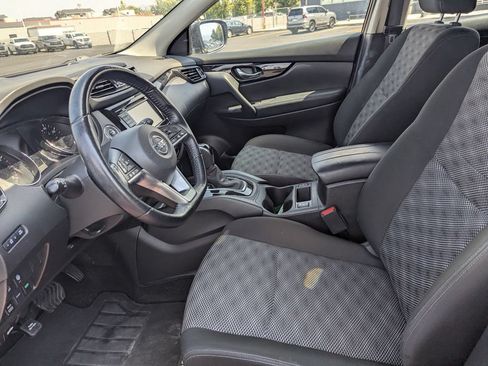 Used 2021 Nissan Rogue Sport SV AWD/4WD image 13