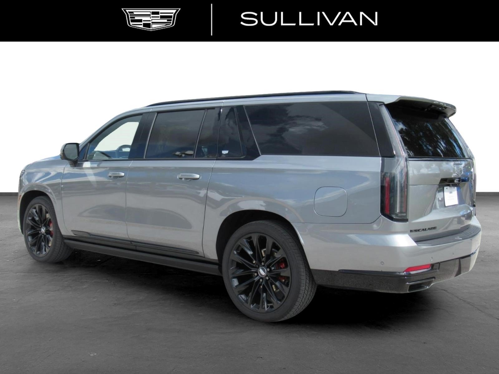 Certified 2026 Cadillac Escalade ESV Platinum Sport w/ LPO, ONYX Package AWD/4WD image 6
