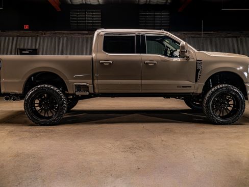 Used 2026 Ford F250 King Ranch w/ Chrome Package AWD/4WD image 10
