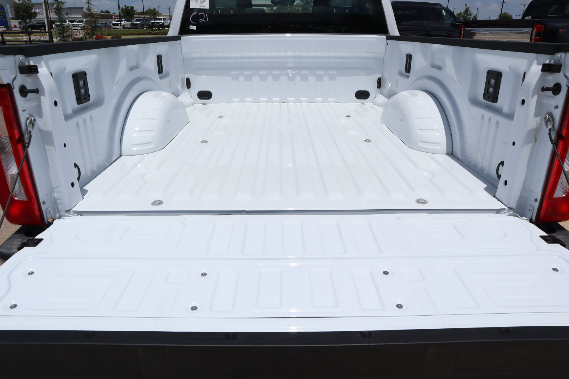 New 2026 Ford F250 XL w/ FX4 Off-Road Package AWD/4WD image 22