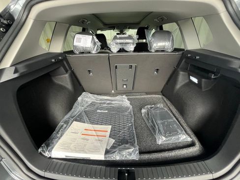 New 2025 Volkswagen Taos SE image 27