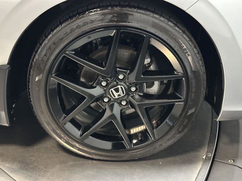 Certified 2024 Honda Civic Sport image 17