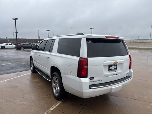 Used 2017 Chevrolet Suburban Premier image 5