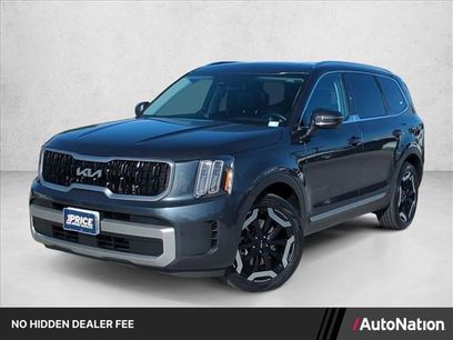 Used 2023 Kia Telluride EX w/ EX Captain's Chair Package