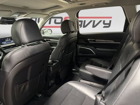 Used 2022 Kia Telluride S FWD image 16