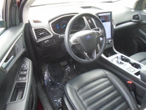 Used 2021 Ford Edge SEL w/ Convenience Package FWD image 15