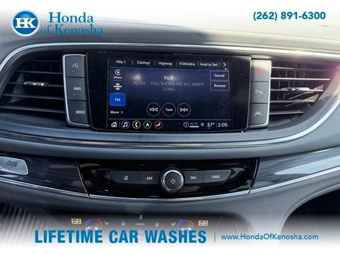 Used 2022 Buick Enclave Essence w/ Experience Buick Package image 7