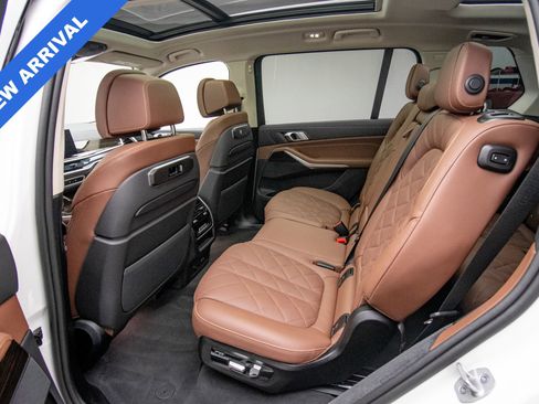 Used 2025 BMW X7 xDrive40i w/ Parking Assistance Package AWD/4WD image 23