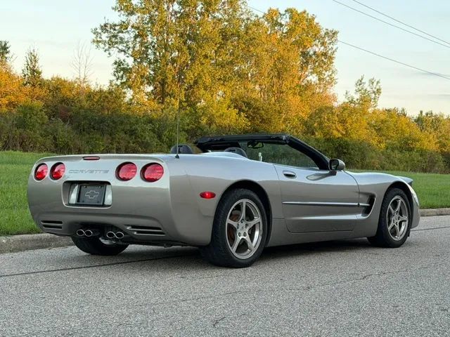 Used 2002 Chevrolet Corvette Convertible w/ Preferred Equipment Group2 RWD image 15