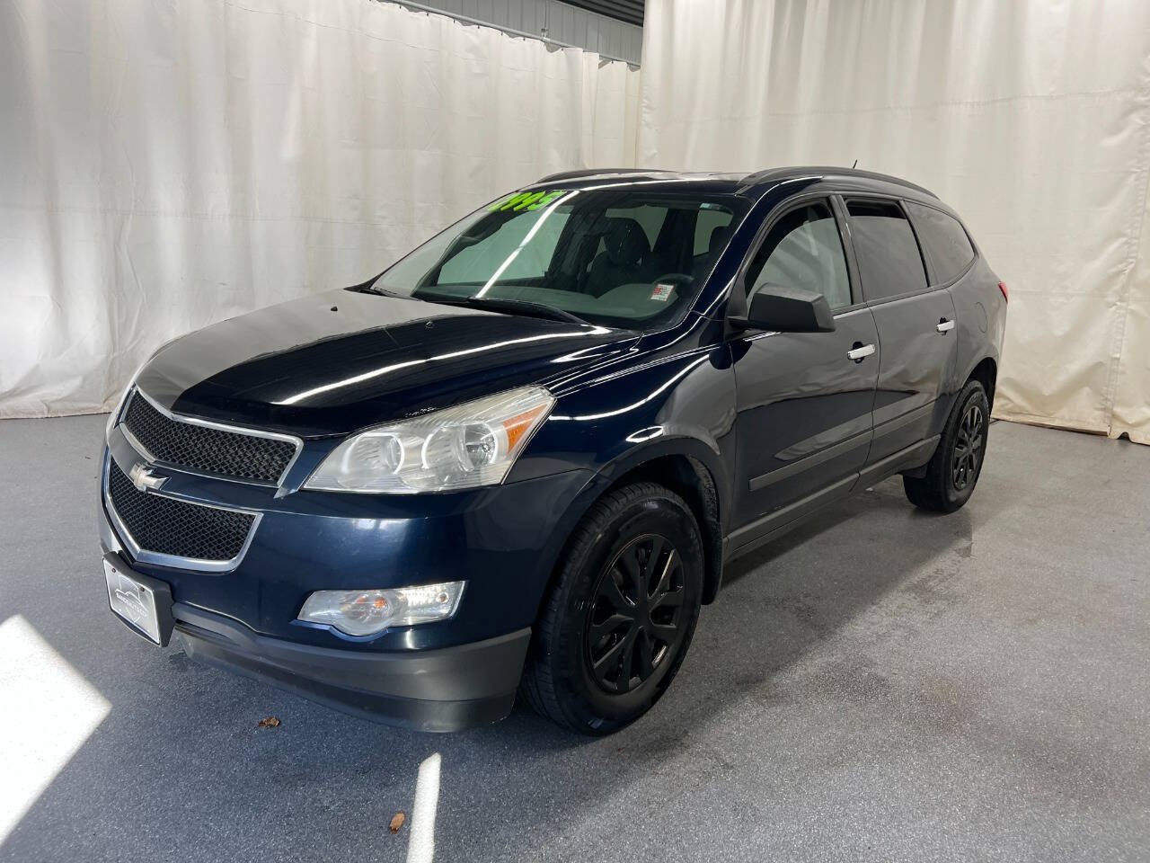 Used 2012 Chevrolet Traverse LS FWD image 1