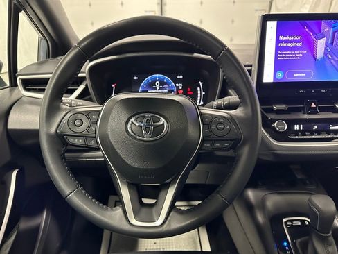 Used 2025 Toyota Corolla XSE image 18