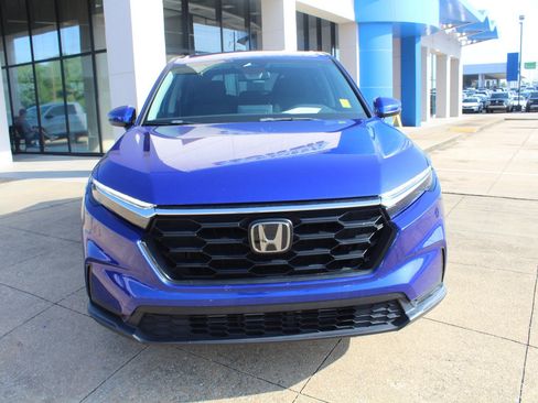Used 2024 Honda CR-V LX image 2