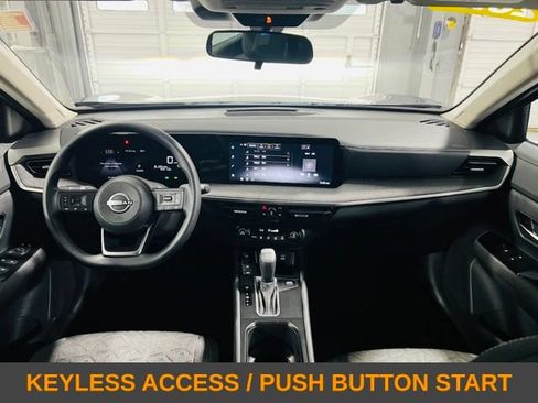 Used 2026 Nissan Kicks SV FWD image 4