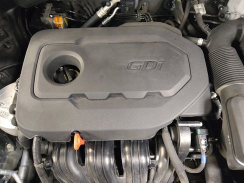 Used 2019 Hyundai Santa Fe Limited image 30