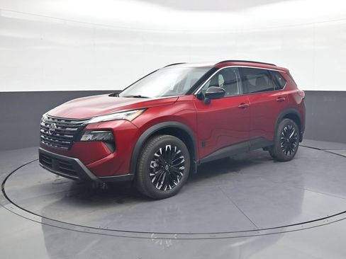Certified 2026 Nissan Rogue Dark Armor FWD image 4