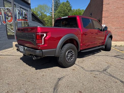 Used 2019 Ford F150 Raptor w/ Equipment Group 802A Luxury AWD/4WD image 4